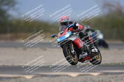 media/Nov-15-2025-Race Pace (Sat) [[8de605a2d8]]/Verified Riders/Turn 3 (925am)/